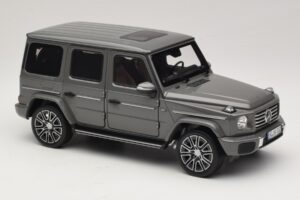 Mercedes G-Class W465 Classic Grey Norev 1:18 183035 Metall — bild 4 av 6