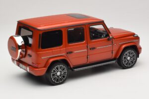 Mercedes G-Class W465 Copper Orange Matt Norev 1:18 183033 Metall — bild 2 av 6