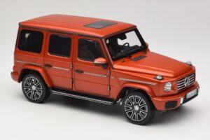 Mercedes G-Class W465 Copper Orange Matt Norev 1:18 183033 Metall — bild 4 av 6
