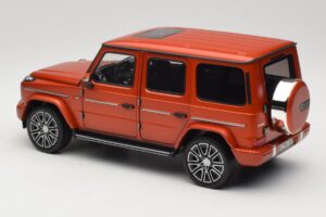 Mercedes G-Class W465 Copper Orange Matt Norev 1:18 183033 Metall — bild 5 av 6