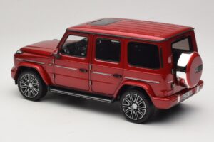 Mercedes G-Class W465 Hyacinth Red Norev 1:18 183037 Metall — bild 5 av 6
