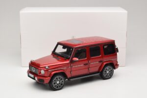 Mercedes G-Class W465 Hyacinth Red Norev 1:18 183037 Metall — bild 6 av 6