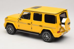 Mercedes G-Class W465 Sun Yellow Norev 1:18 183038 Metall — bild 5 av 6