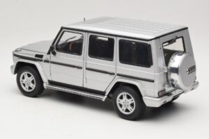 Mercedes G500 W463 LWB Återförsäljarutgåva Silver AUTOart 1:18 B66962142 Metall — bild 7 av 8