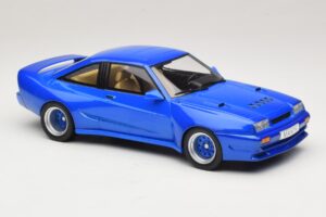 Opel Manta B Blå Metallic MCG 1:18 MCG18258 Metall — bild 4 av 6