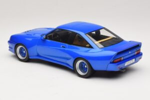 Opel Manta B Blå Metallic MCG 1:18 MCG18258 Metall — bild 5 av 6
