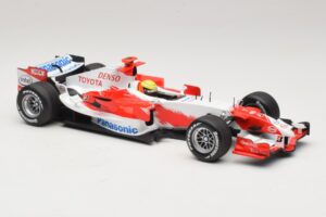 Panasonic Toyota Racing TF106 #12 R. Schumacher 2006 Minichamps 1:18 AM59557K Metall — bild 4 av 7