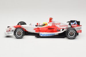 Panasonic Toyota Racing TF106 #12 R. Schumacher Presentation 2006 Minichamps 1:18 AM59553G Metall — bild 3 av 6