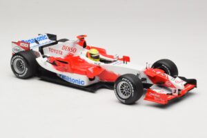 Panasonic Toyota Racing TF106 #12 R. Schumacher Presentation 2006 Minichamps 1:18 AM59553G Metall — bild 4 av 6