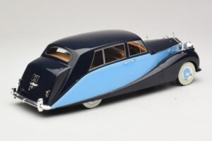 Rolls-Royce Silver Wraith Empress by Hooper Svart & Mörkblå MCG 1:18 MCG18051 Metall — bild 2 av 6