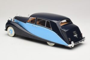 Rolls-Royce Silver Wraith Empress by Hooper Svart & Mörkblå MCG 1:18 MCG18051 Metall — bild 5 av 6