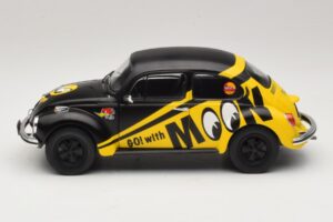 Volkswagen Beetle 1303 Go with Moon Solido 1:18 S1800519 Metall — bild 4 av 8