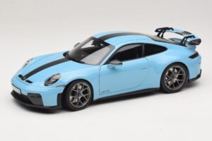 Porsche 911 992.2 GT3 Weissach Package Gulf Blue Norev 1:18 Porsche 911 992.2 GT3 Weissach Package Gulf Blue Norev 1:18 187000 Metall