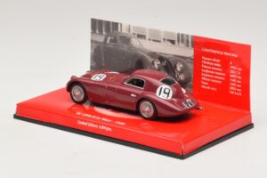Alfa Romeo 8C 2900B #19 R. Sommer / C. Biondetti 24 Hours of Le Mans Winner 1938 Minichamps 1:43 403120473 Metall — bild 3 av 4