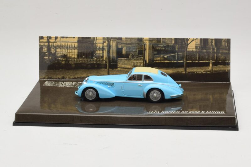 Alfa Romeo 8C 2900B Lungo Ljusblå Minichamps 1:43 436120420 Metall