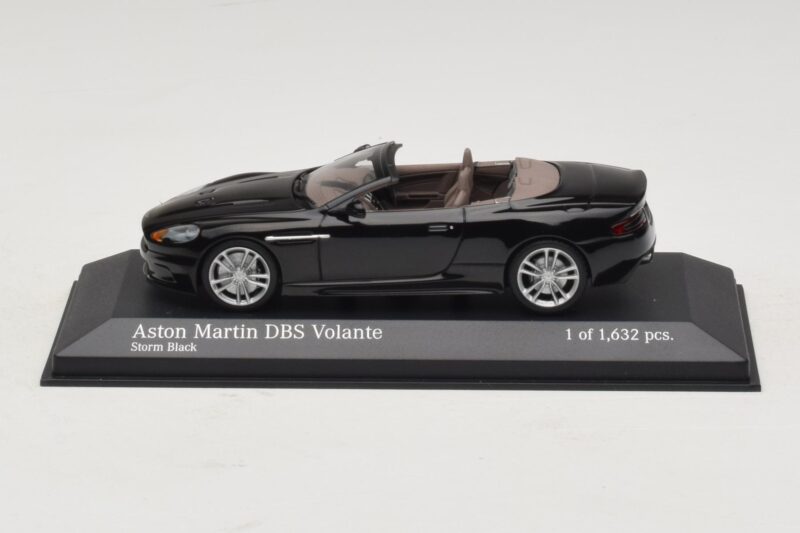 Aston Martin DBS Volante Svart Metallic Minichamps 1:43 400137930 Metall