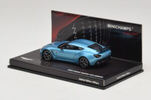Aston Martin V12 Zagato Alba Blue Minichamps 1:43 437137222 Metall — bild 3 av 5