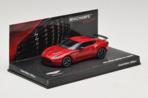 Aston Martin V12 Zagato Röd Minichamps 1:43 437137220 Metall — bild 2 av 5