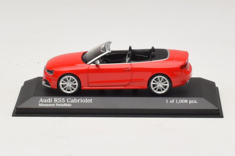 Audi RS5 B8 Cabriolet Röd Minichamps 1:43 Audi RS5 B8 Cabriolet Röd Minichamps 1:43 410011230 Metall