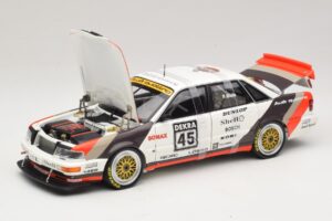 Audi V8 Quattro DTM #45 F. Biela Team AZR 1991 Minichamps 1:18 100911045 Metall — bild 2 av 8