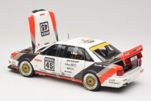 Audi V8 Quattro DTM #45 F. Biela Team AZR 1991 Minichamps 1:18 100911045 Metall — bild 5 av 8