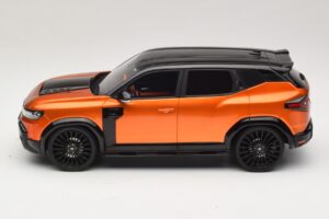 Dacia Duster Mk3 Redust Sport 4x2 Hybrid Metallic Orange Otto 1:18 OT1316 Resin — bild 3 av 6