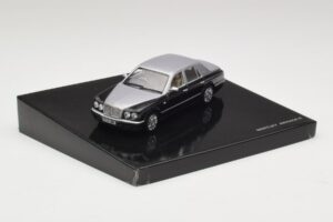 Bentley Arnage R Silver Minichamps 1:43 BL387 Metall — bild 2 av 4
