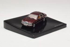 Bentley Arnage R Sunset Red Minichamps 1:43 BL330 Metall — bild 2 av 4