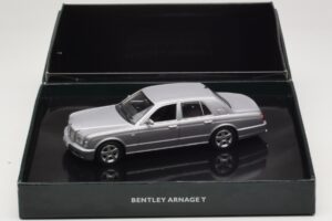 Bentley Arnage T Silver Tempest Minichamps 1:43 BL326 Metall — bild 4 av 4