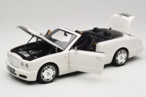 Bentley Azure Glacier White Ersättningslåda Minichamps 1:18 100139502-R1 Metall — bild 2 av 8