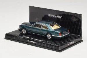 Bentley Continental R Grön Metallic Minichamps 1:43 436139921 Metall — bild 3 av 4