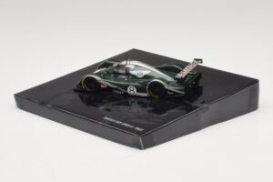 Bentley EXP Speed 8 LMP900 #8 A. Wallace / B. Leitzinger 24 Hours of Le Mans 2002 Minichamps 1:43 403021308 Metall — bild 3 av 4