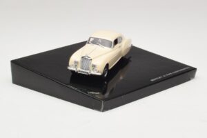 Bentley R-Type Continental Elfenben Minichamps 1:43 BL426 Metall — bild 2 av 4
