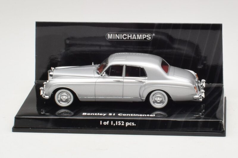 Bentley S1 Continental Silver Minichamps 1:43 Bentley S1 Continental Silver Minichamps 1:43 436139552 Metall