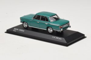 BMW 2000A Grön Minichamps 1:43 437023001 Metall — bild 3 av 4