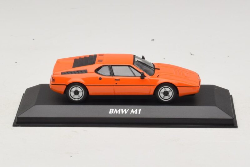 BMW M1 Orange Maxichamps 1:43 BMW M1 Orange Maxichamps 1:43 940025020 Metall