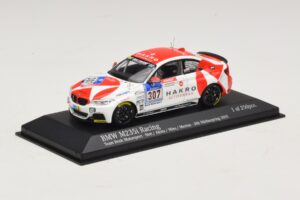 BMW M235i Bong Motorsport #307 Nett / Akata 24 Hours of Nurburgring 2015 Minichamps 1:43 437152507 Metall — bild 2 av 4