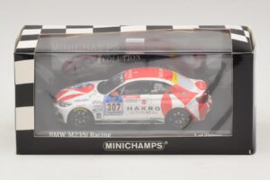 BMW M235i Bong Motorsport #307 Nett / Akata 24 Hours of Nurburgring 2015 Minichamps 1:43 437152507 Metall — bild 4 av 4