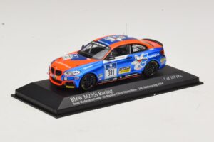 BMW M235i Team Medienkraftwerk #311 Di Martino / Olivo 24 Hours of Nurburgring 2014 Minichamps 1:43 437142411 Metall — bild 2 av 4