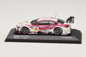 BMW M3 E92 DTM #16 A. Priaulx BMW Team RMG DTM 2013 Minichamps 1:43 410132216 Metall