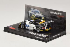 BMW Z4 GT3 Need for Speed Team #4 Hartung / Viebahn 24 Hours of Nürburgring 2011 Minichamps 1:43 437112904 Metall — bild 3 av 5