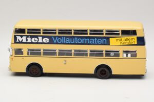 Bussing D2U Heckturen Miele Minichamps 1:43 439071086 Metall — bild 3 av 6
