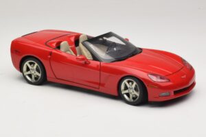 Chevrolet Corvette C6 Cabriolet Röd AUTOart 1:18 71221 Metall — bild 6 av 8