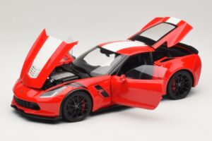 Chevrolet Corvette C7 Grand Sport Röd med Vita Ränder AUTOart 1:18 71274 Komposit — bild 2 av 8