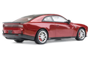 Dodge Charger Daytona Scat Pack Redeye Red GT Spirit 1:18 GT585 Resin — bild 2 av 5