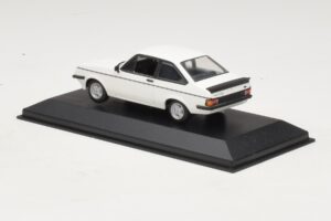 Ford Escort Mk1 TC Vit Minichamps 1:43 400081070 Metall — bild 3 av 4