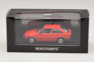 Ford Escort Mk3 3-dörrars Röd Minichamps 1:43 400085000 Metall — bild 4 av 4