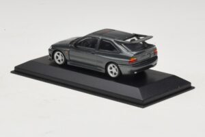 Ford Escort RS Cosworth Mörkgrön Metallic Minichamps 1:43 430086300 Metall — bild 3 av 4