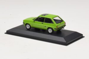 Ford Fiesta Mk1 Ljusgrön Maxichamps 1:43 940085100 Metall — bild 3 av 4