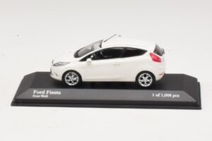 Ford Fiesta Mk6 Vit Minichamps 1:43 400088002 Metall